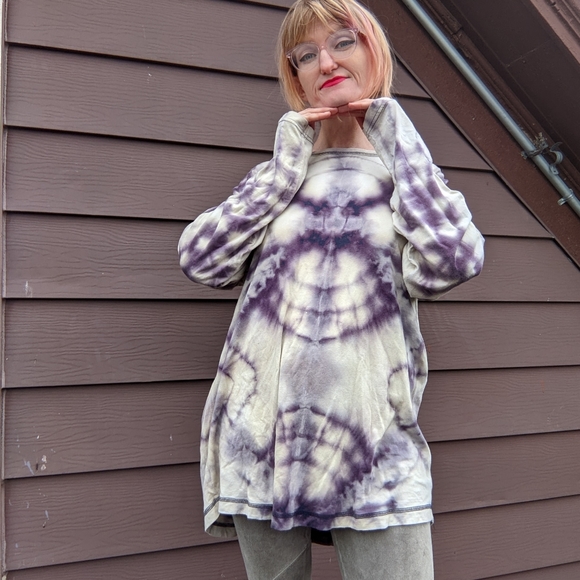 Tie dye XL American Eagle Long sleeve T - Picture 4 of 4